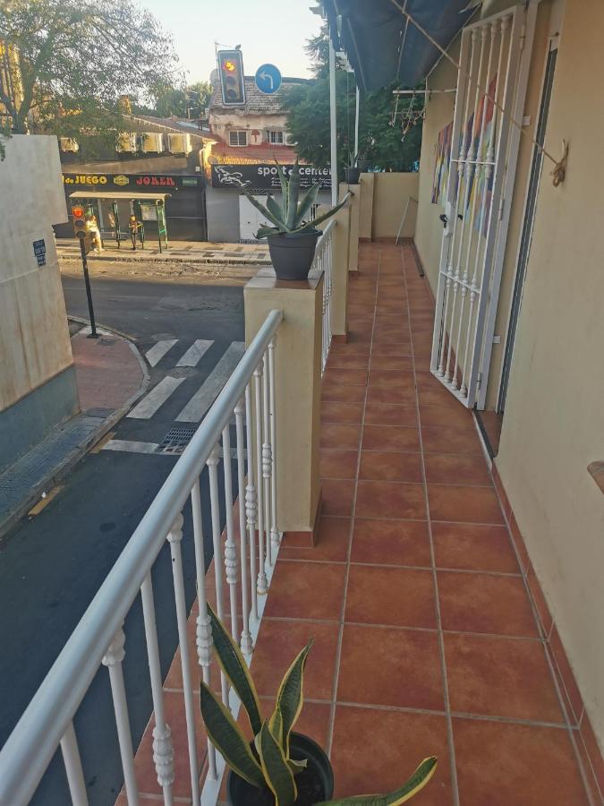 Casa Hombre Blanco Apartamento Málaga Exterior foto
