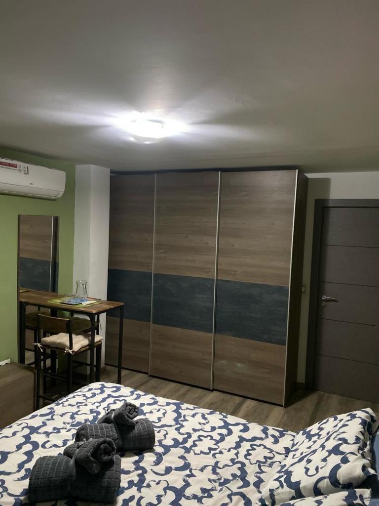 Casa Hombre Blanco Apartamento Málaga Exterior foto