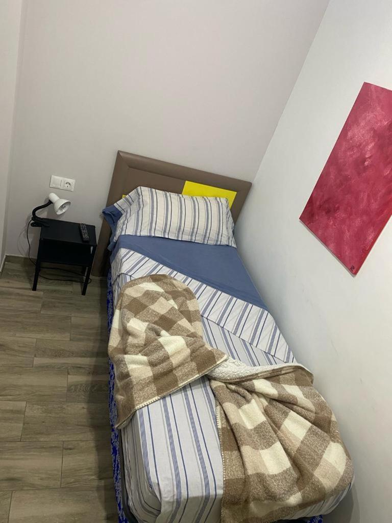 Casa Hombre Blanco Apartamento Málaga Exterior foto