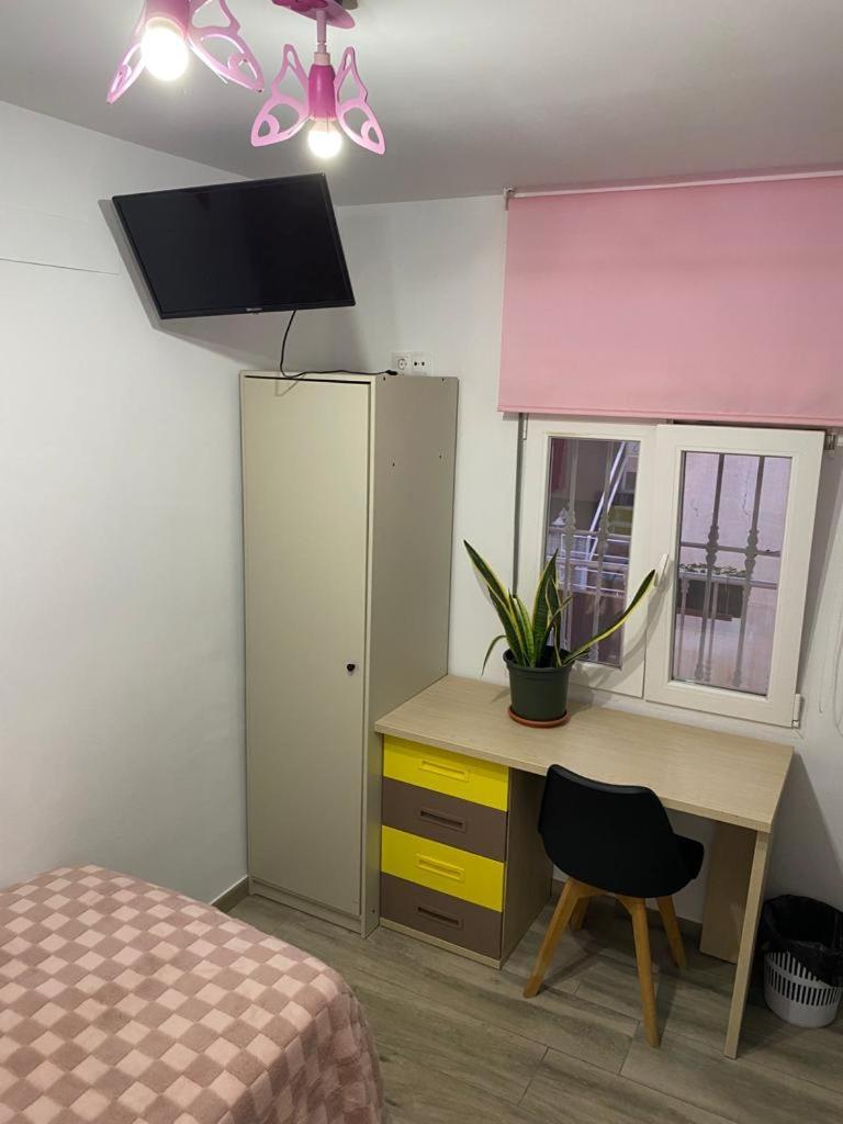 Casa Hombre Blanco Apartamento Málaga Exterior foto