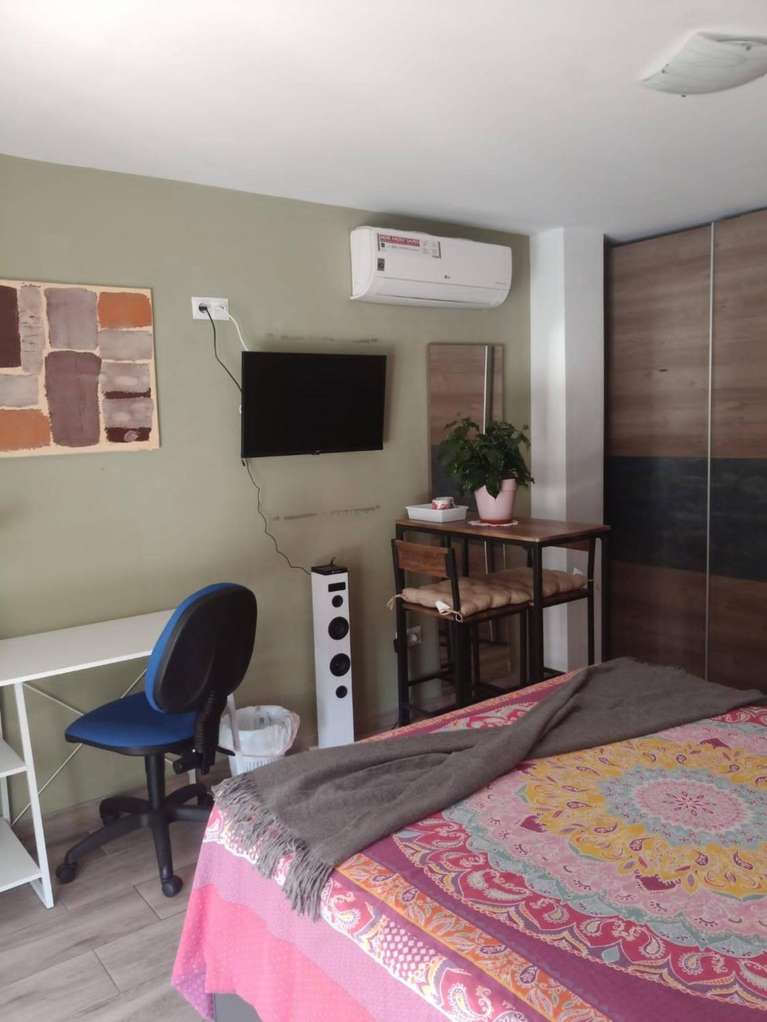 Casa Hombre Blanco Apartamento Málaga Exterior foto