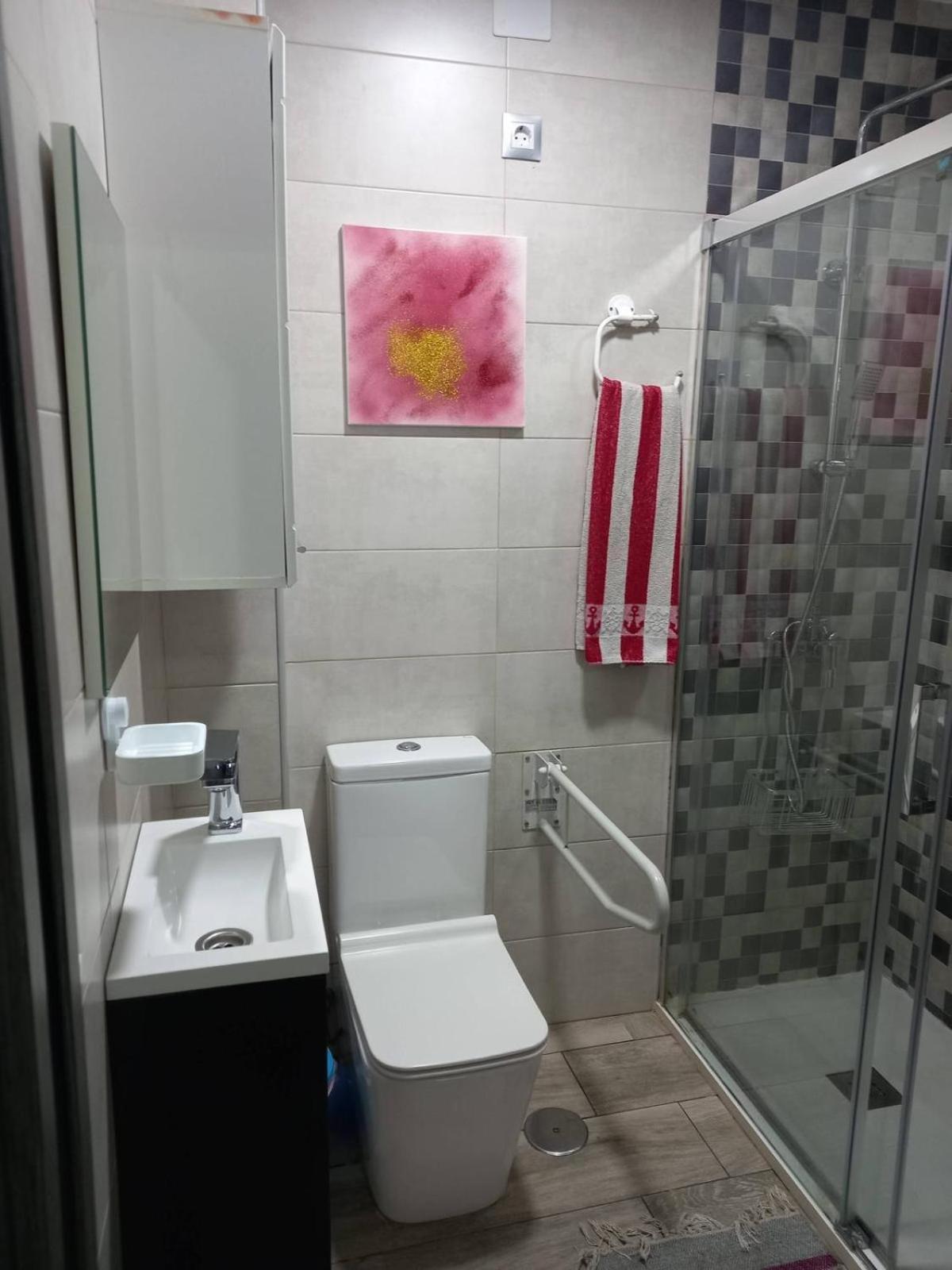 Casa Hombre Blanco Apartamento Málaga Exterior foto
